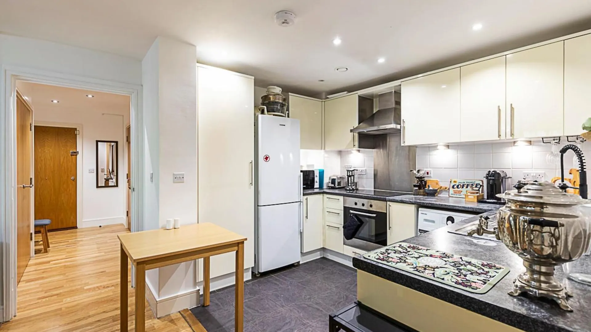 Green Terrace Apartment Londen